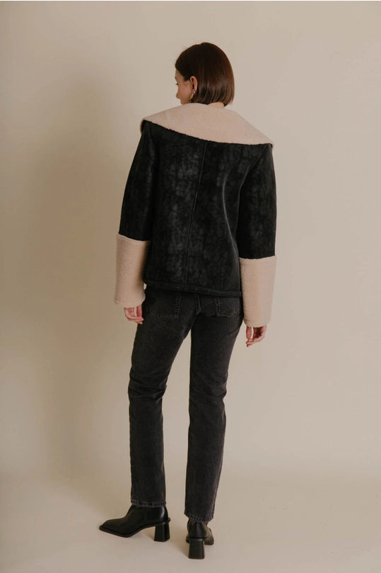 EVERYDAY TEDDY JACKET