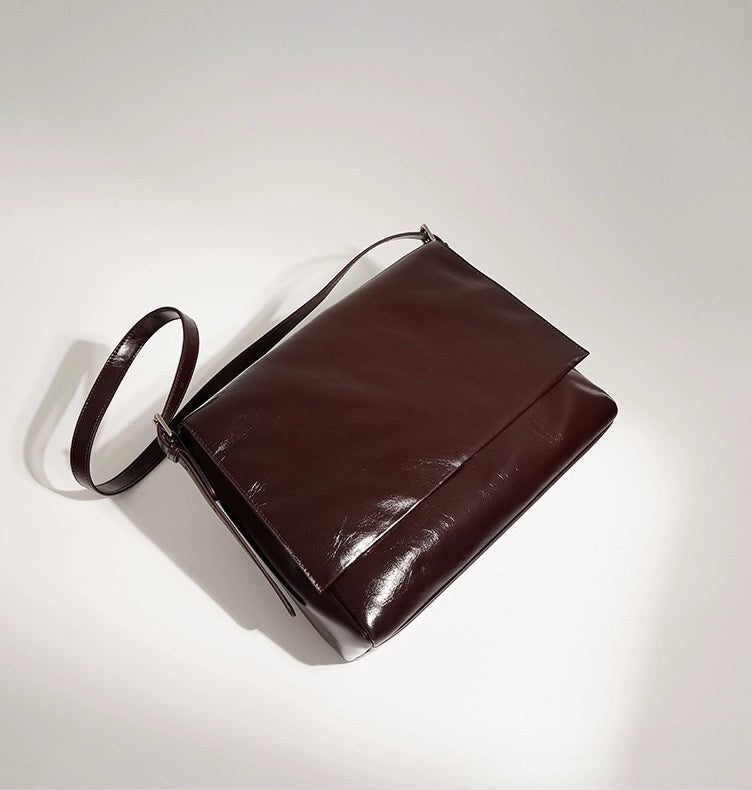 BOBBY LEATHER HANDBAG